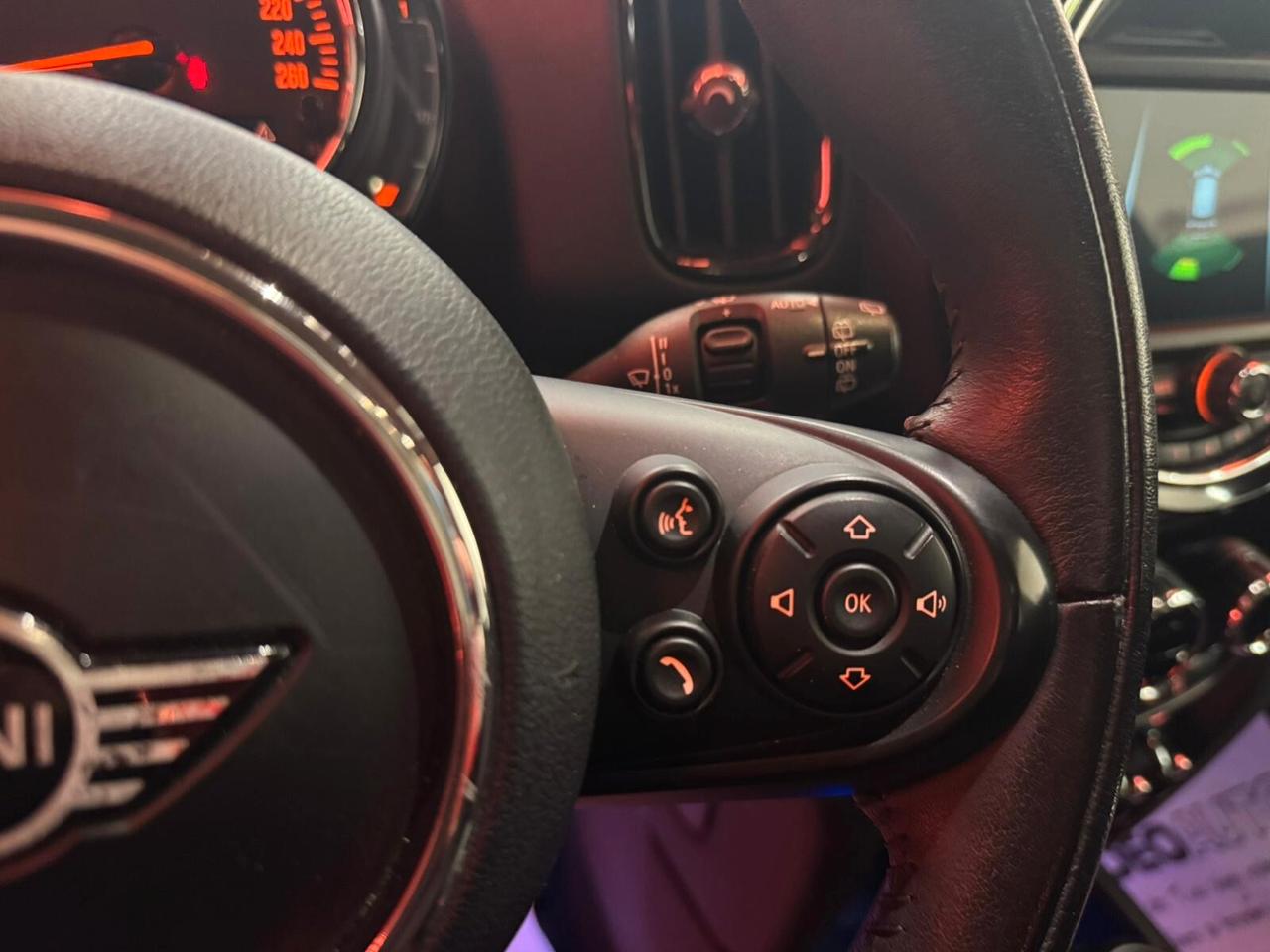 Mini Cooper D Countryman 2.0 Hype