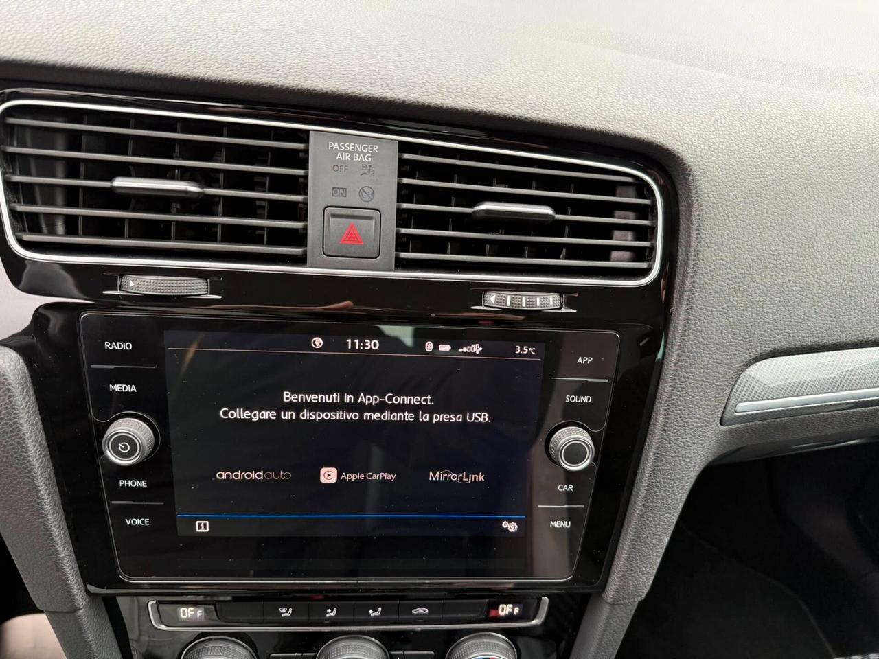 Volkswagen Golf 1.6 TDI 115 CV 5p. -R LINE- KEYLESS