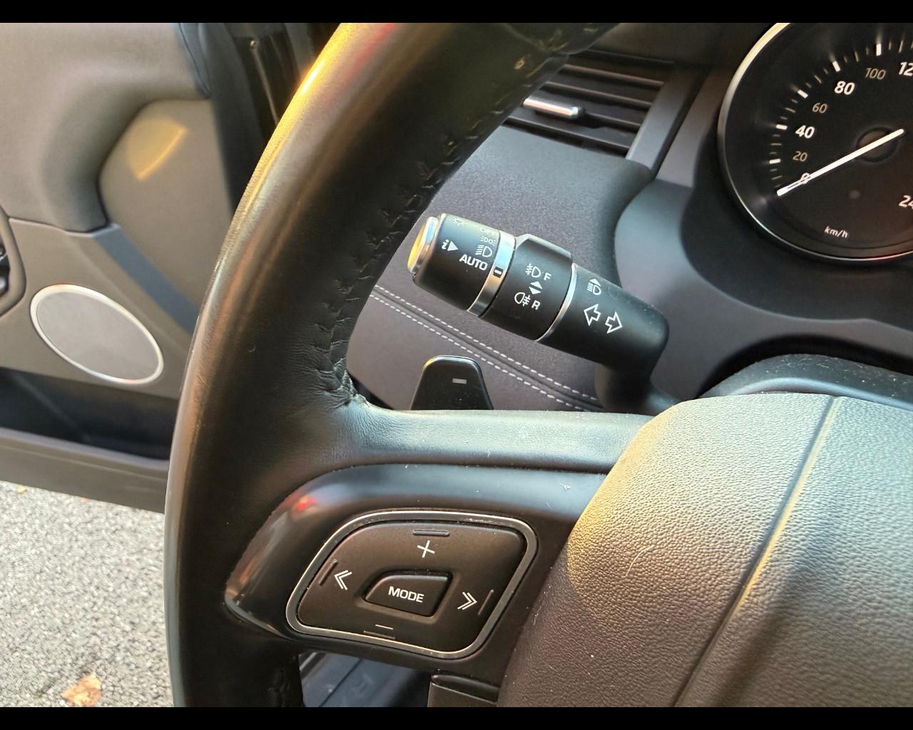 LAND ROVER RR Evoque 1ª serie - Range Rover Evoque 2.0 TD4 150 CV 5p. SE