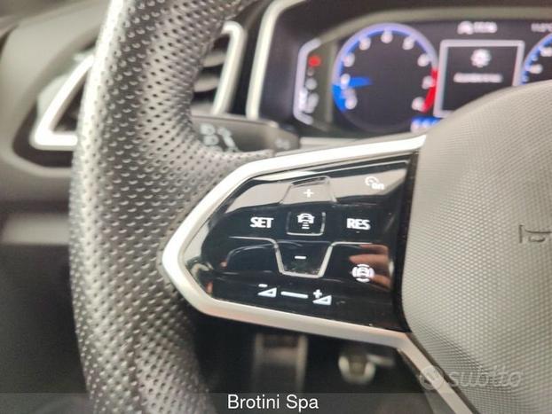 Volkswagen T-Roc 1.0 TSI R-Line