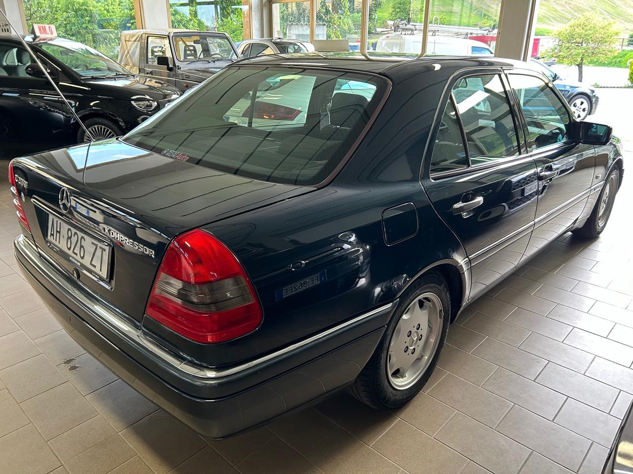 Mercedes-Benz C 200 Kompressor Elegance