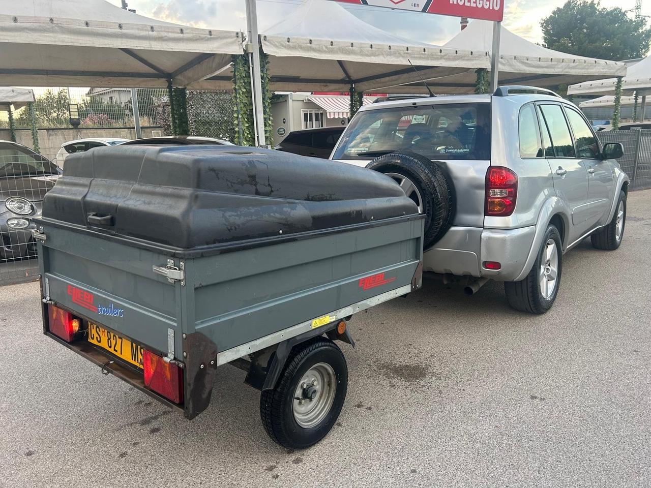 Toyota RAV4 2.0 Tdi 4D gancio carrello N1 autocarro