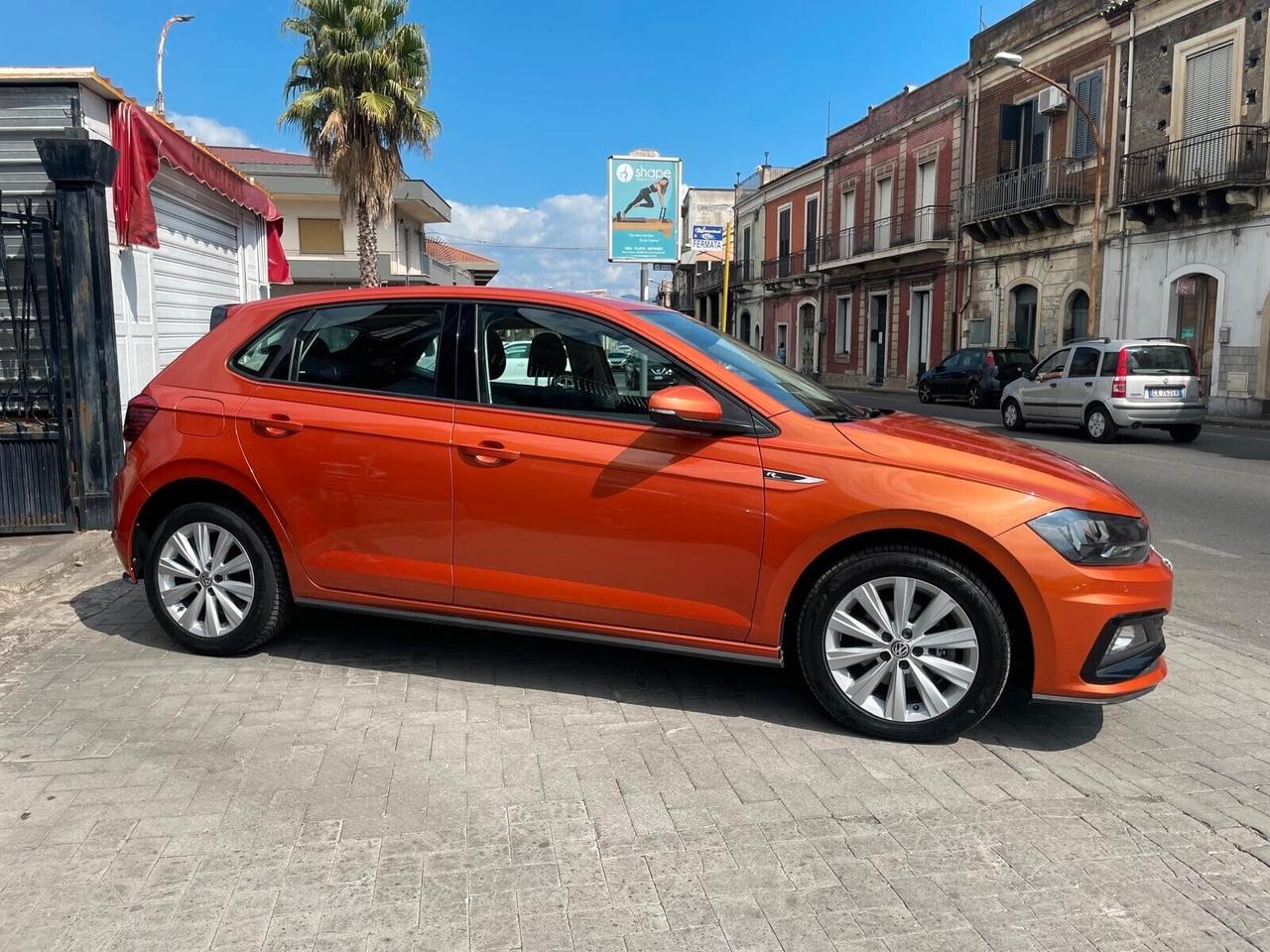 Volkswagen Polo 1.6 TDI 95 CV 5p. R-Line PER NEOPATENTATI