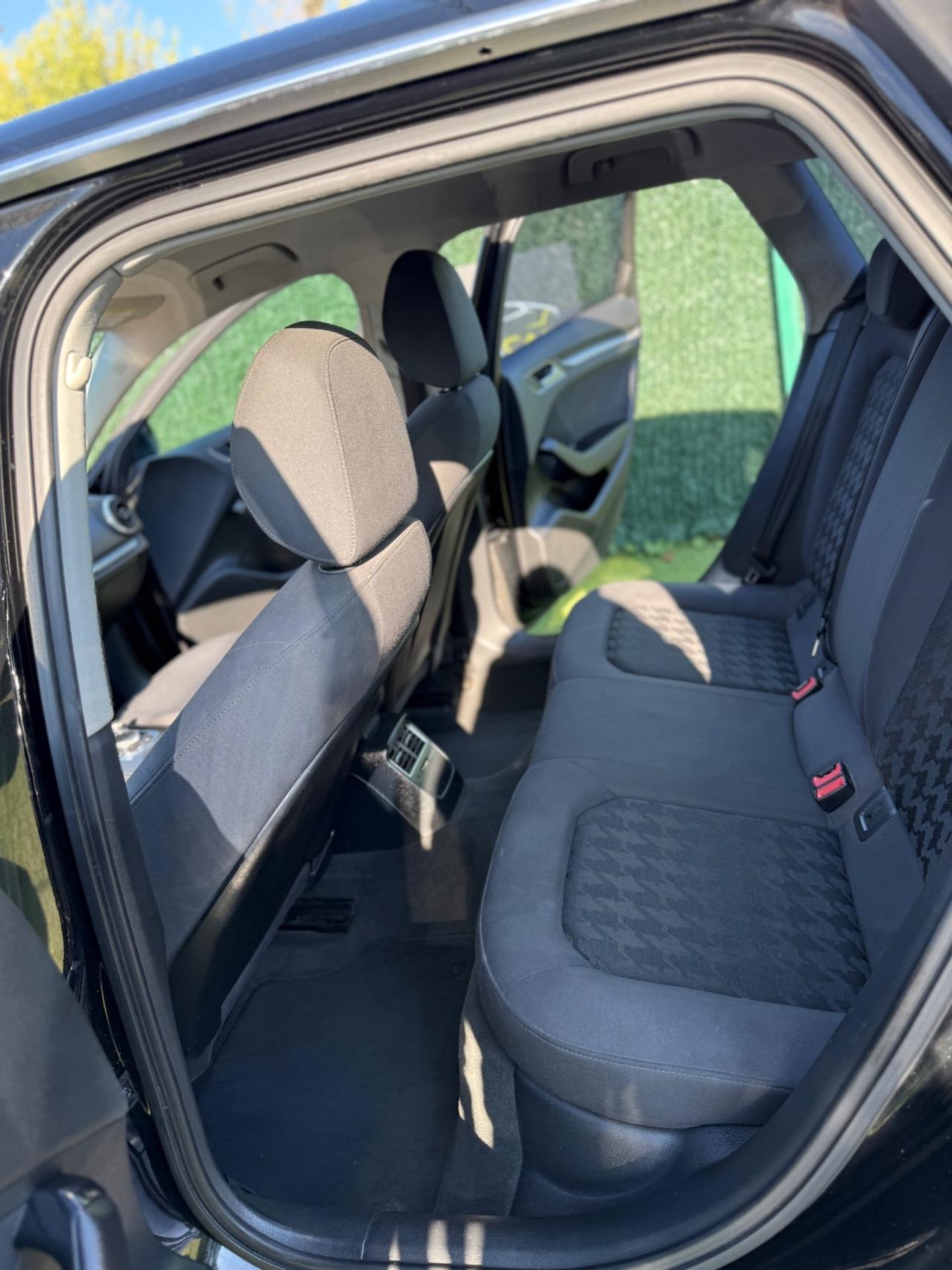 Audi A3 2014 1.6 TDI FARI LED NAVI FULL NEOPATENTATI