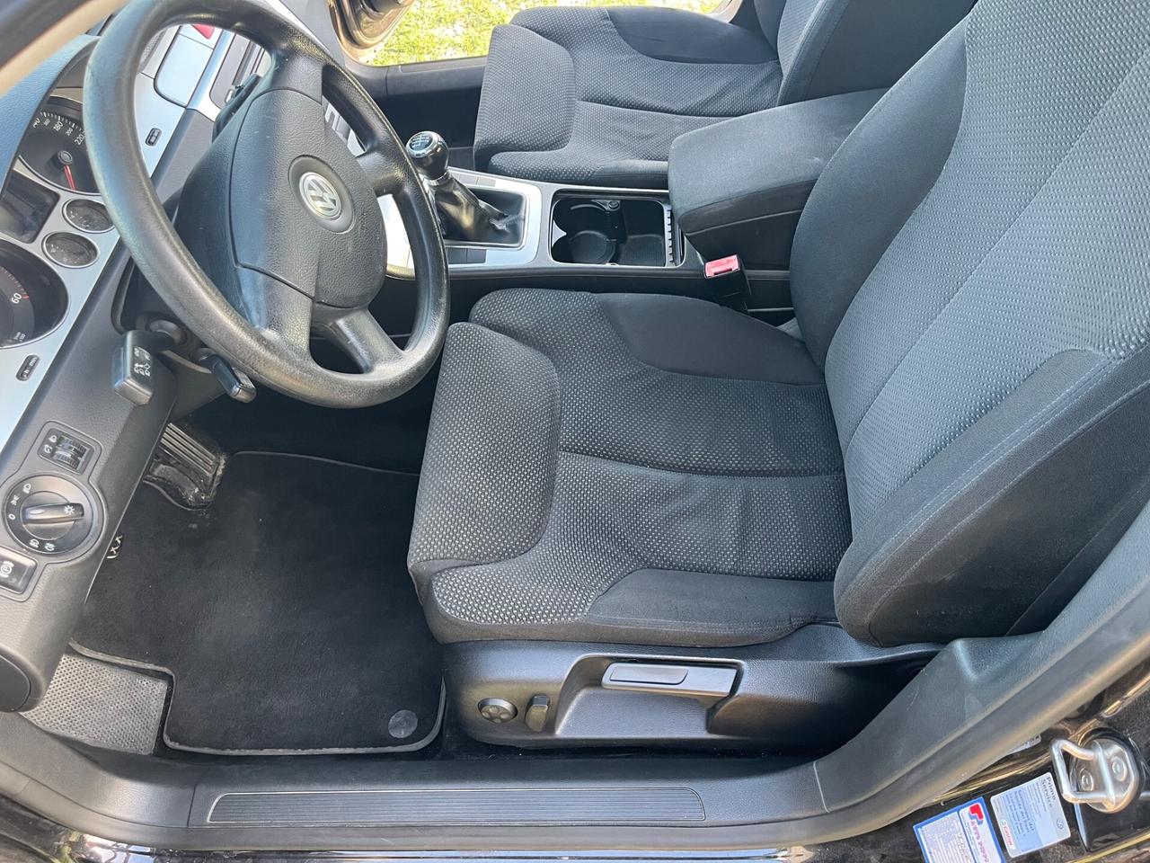 Volkswagen Passat 1.9 TDI/105CV DPF Var. Comf.