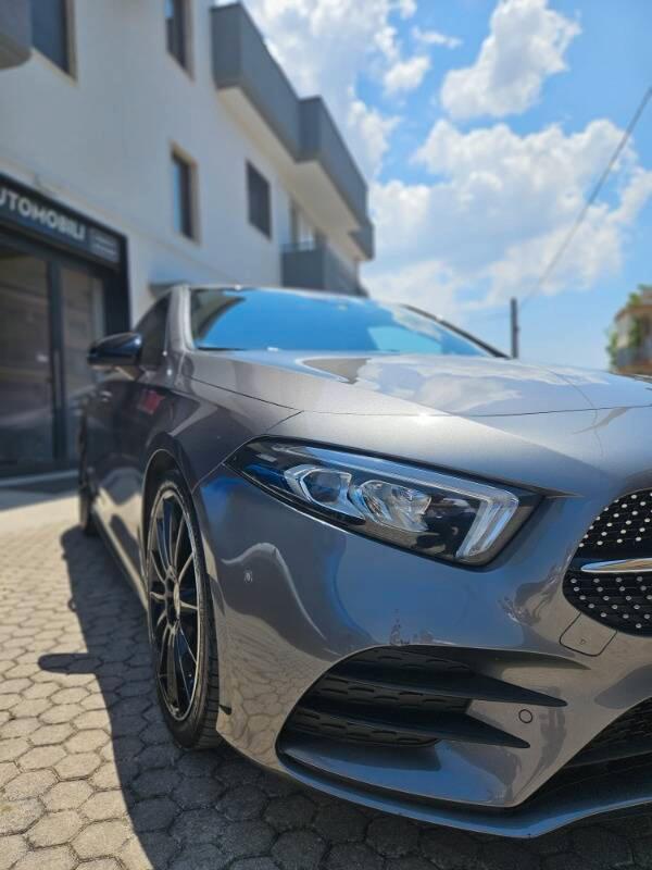 Mercedes Classe A 180 Premium Night edition