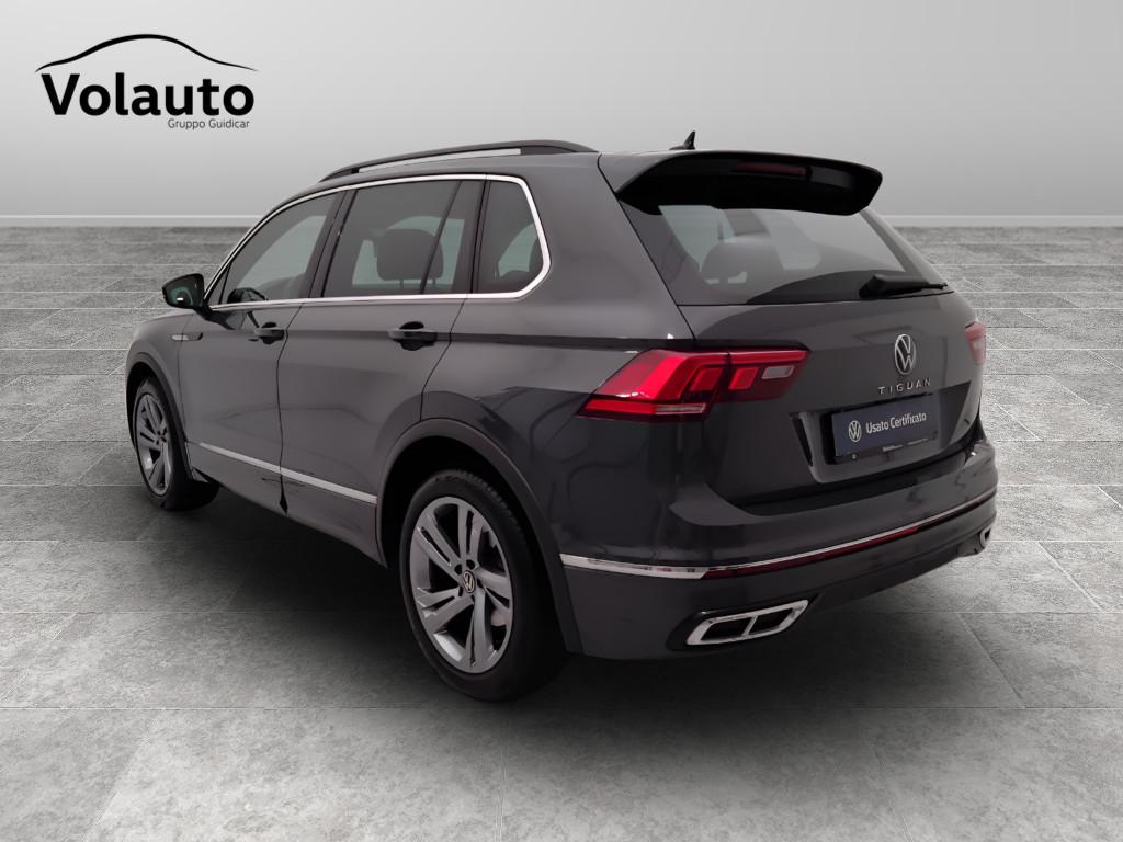 VOLKSWAGEN Tiguan II 2021 - Tiguan 2.0 tdi R-Line 150cv dsg