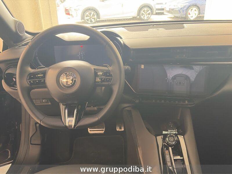 Alfa Romeo Junior 1.2 ibrida Speciale 145cv edct6