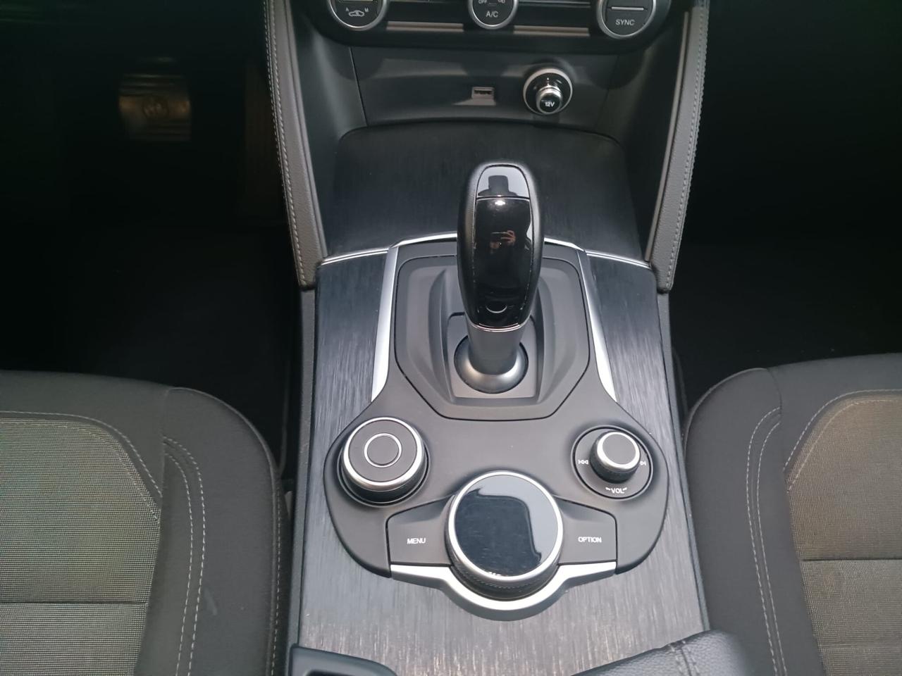 ALFA ROMEO STELVIO 2.2TURBODIESEL 190CV AUTOM-2020