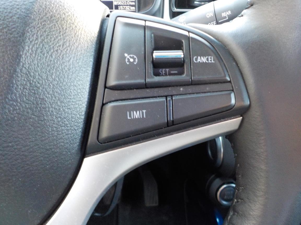 Suzuki Ignis 1.2 Hybrid Top