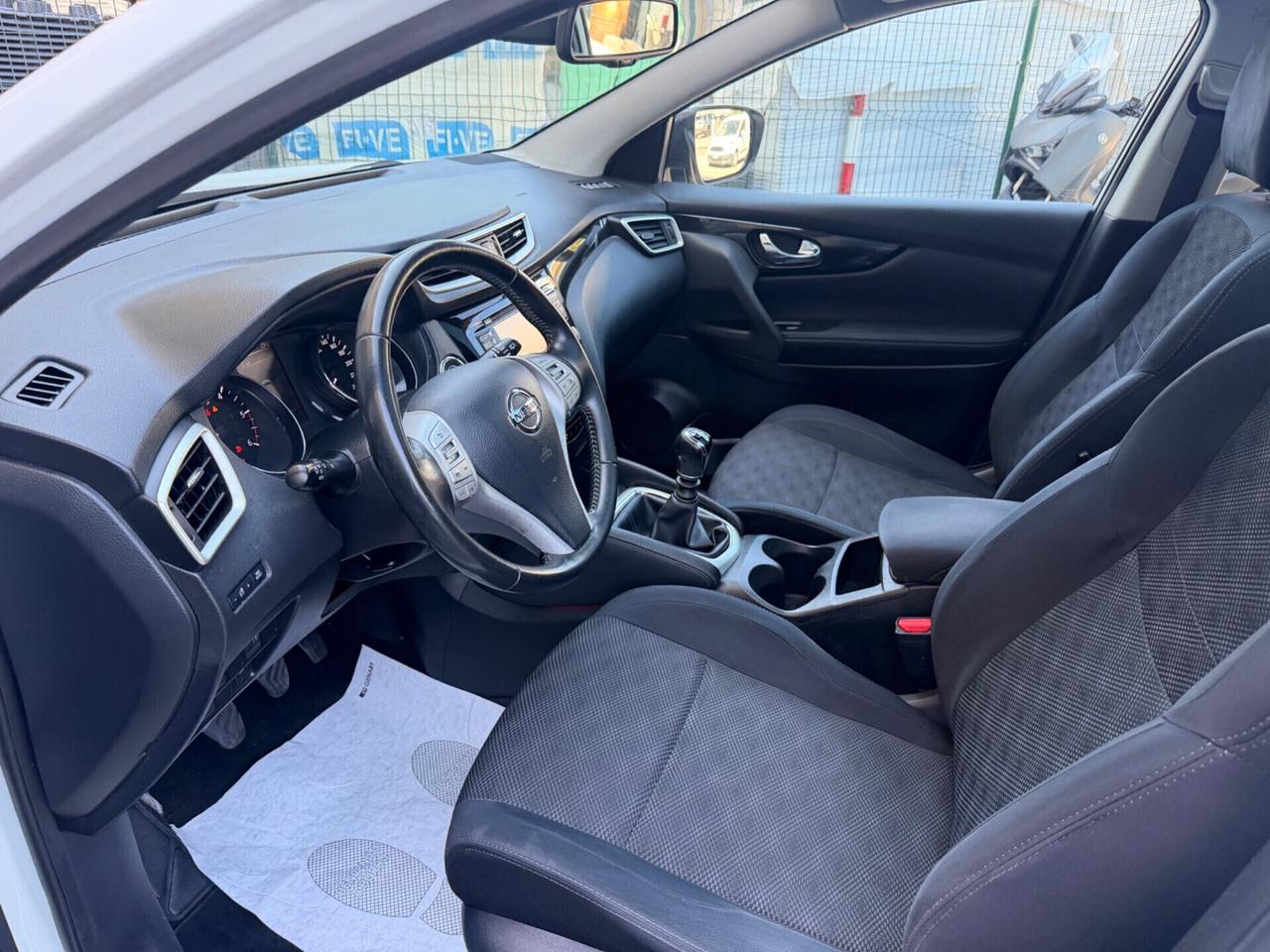 Nissan Qashqai 1.5 dCi Tekna PANORAMICO