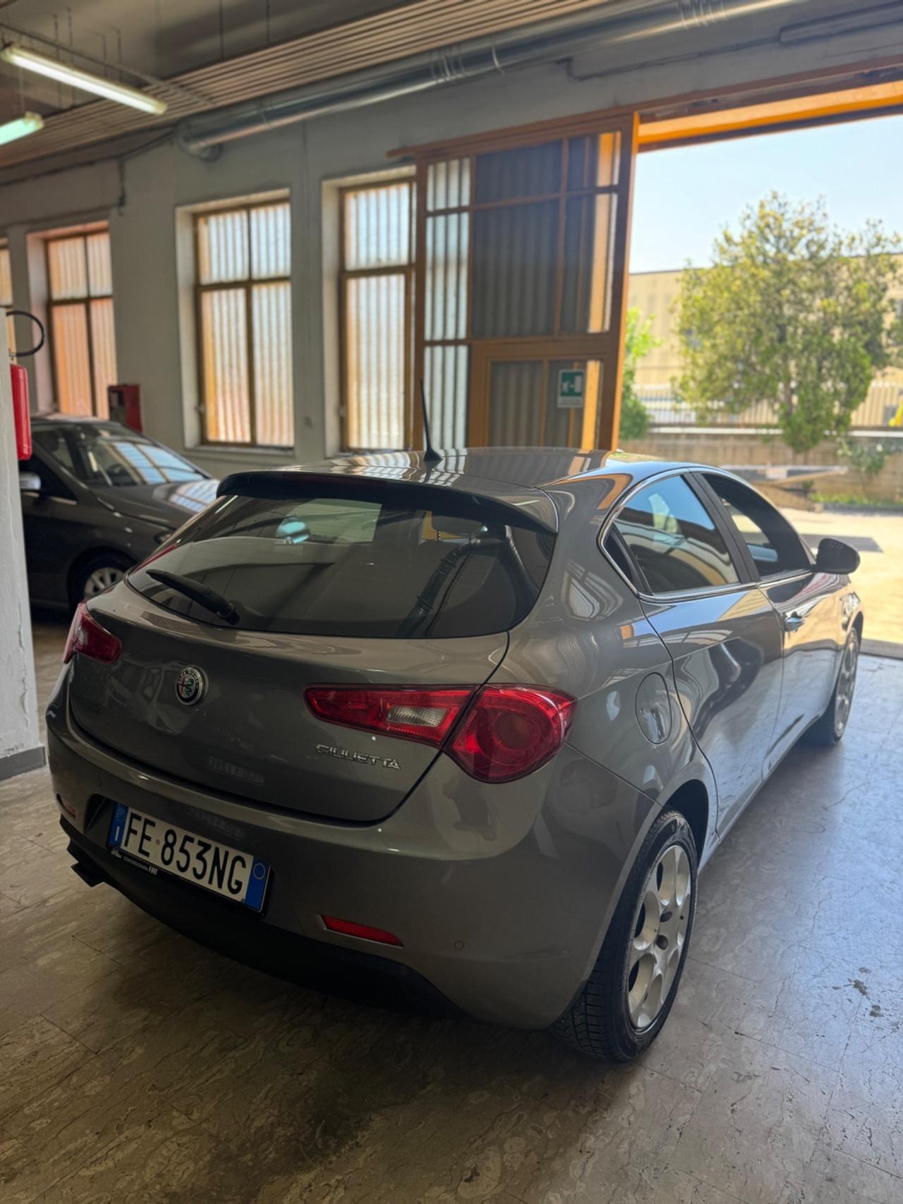 Alfa Romeo Giulietta 1.6 JTDm-2 120 CV Business