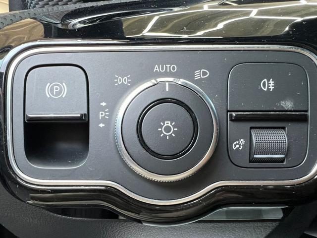 MERCEDES-BENZ A 180 d Automatic Sport