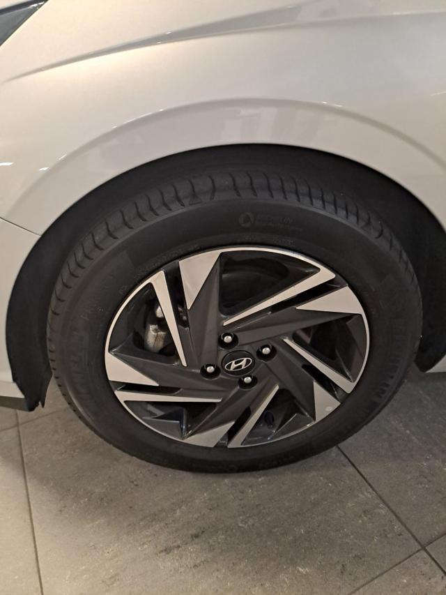 HYUNDAI i20 1.0 T-GDI 48V iMT Connectline