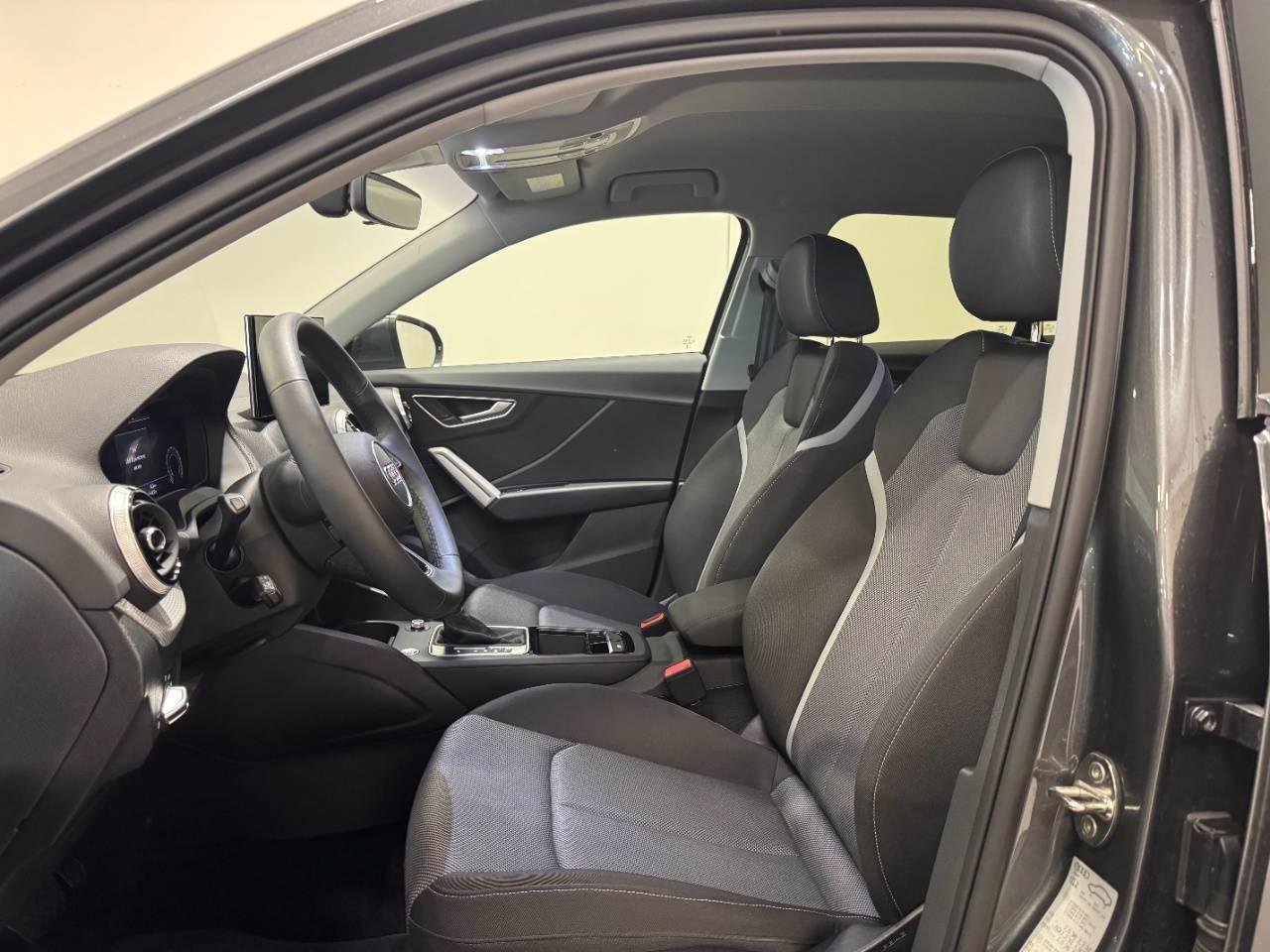 AUDI Q2 35 TFSI S-TRONIC S-LINE EDITION