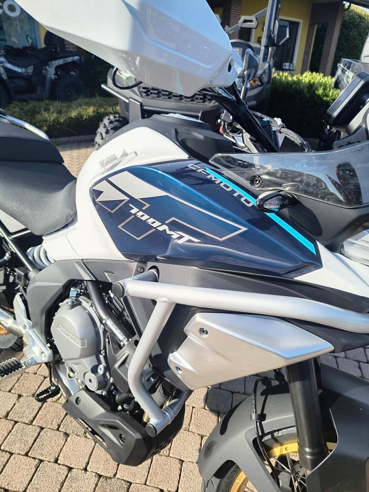Cf Moto 700MT CFMOTO MT 700 ADV