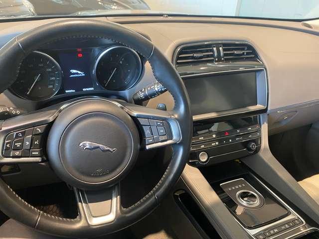 Jaguar F-Pace 2.0d i4 Portfolio awd 240cv auto my19