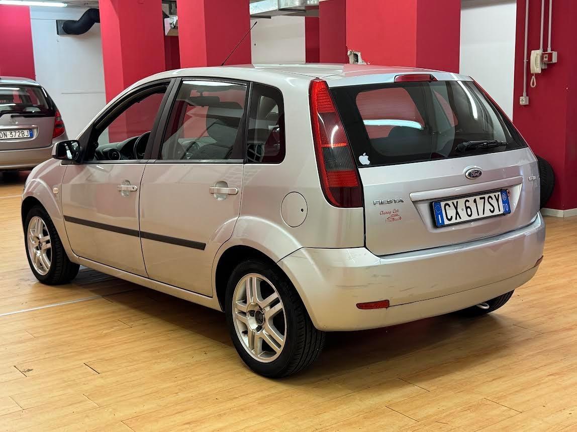 Ford Fiesta 1.6 TDCi 5p. Ghia