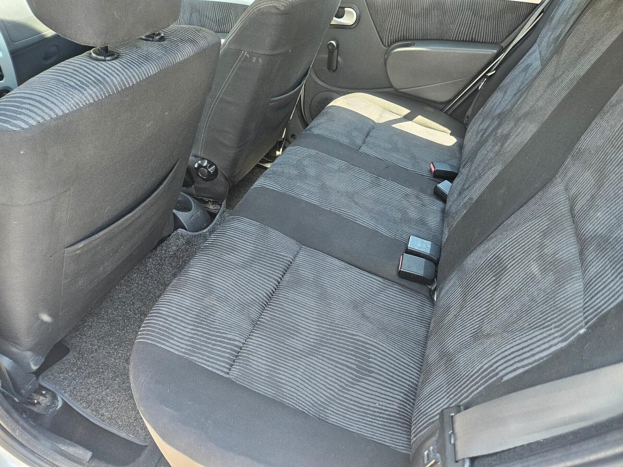 Dacia Sandero 1.4 8V GPL (CASA MADRE)NEOPATENTATI