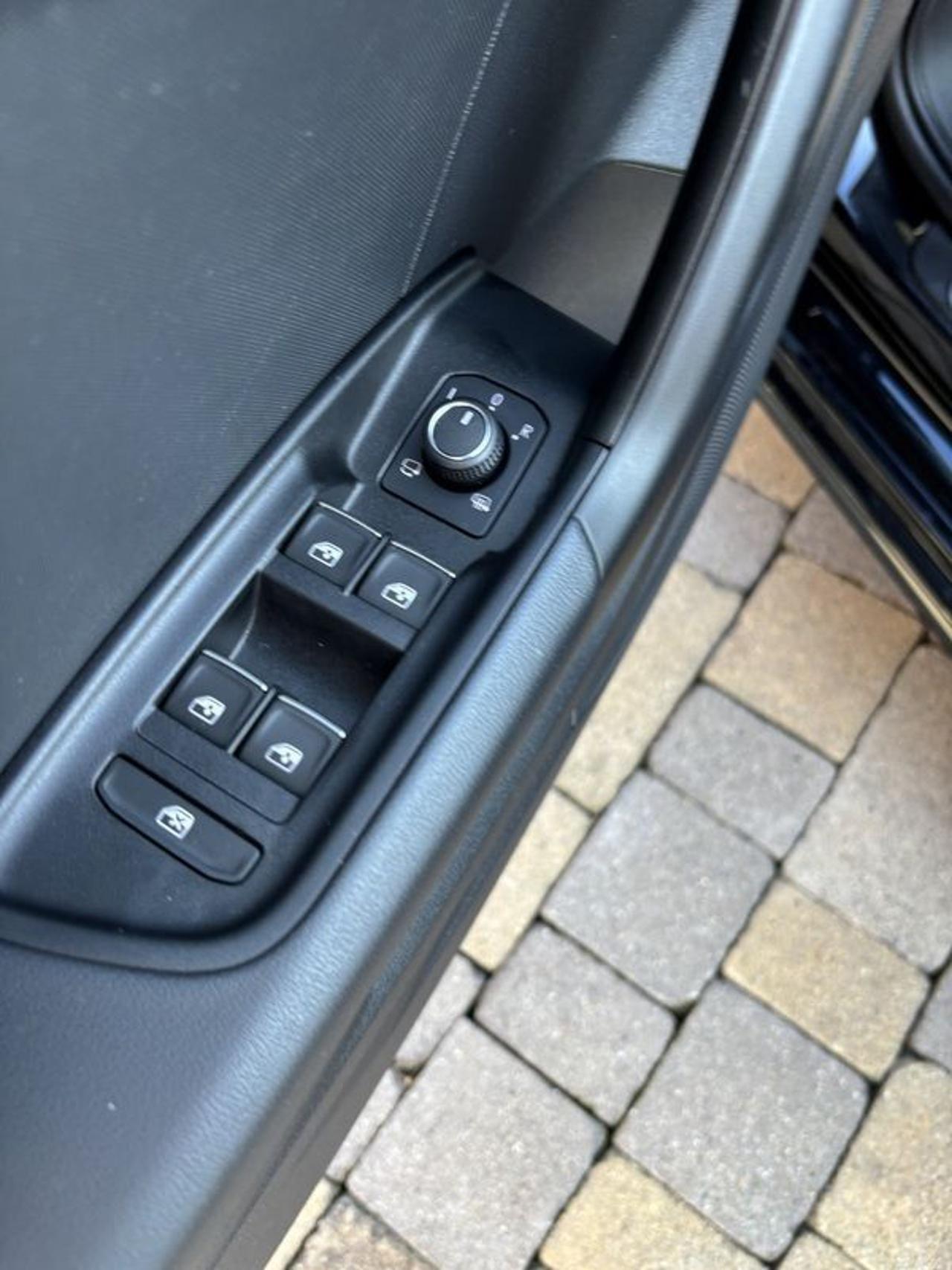 Audi A1 SPB 25 TFSI S-line S tronic APP CONNECT-16"