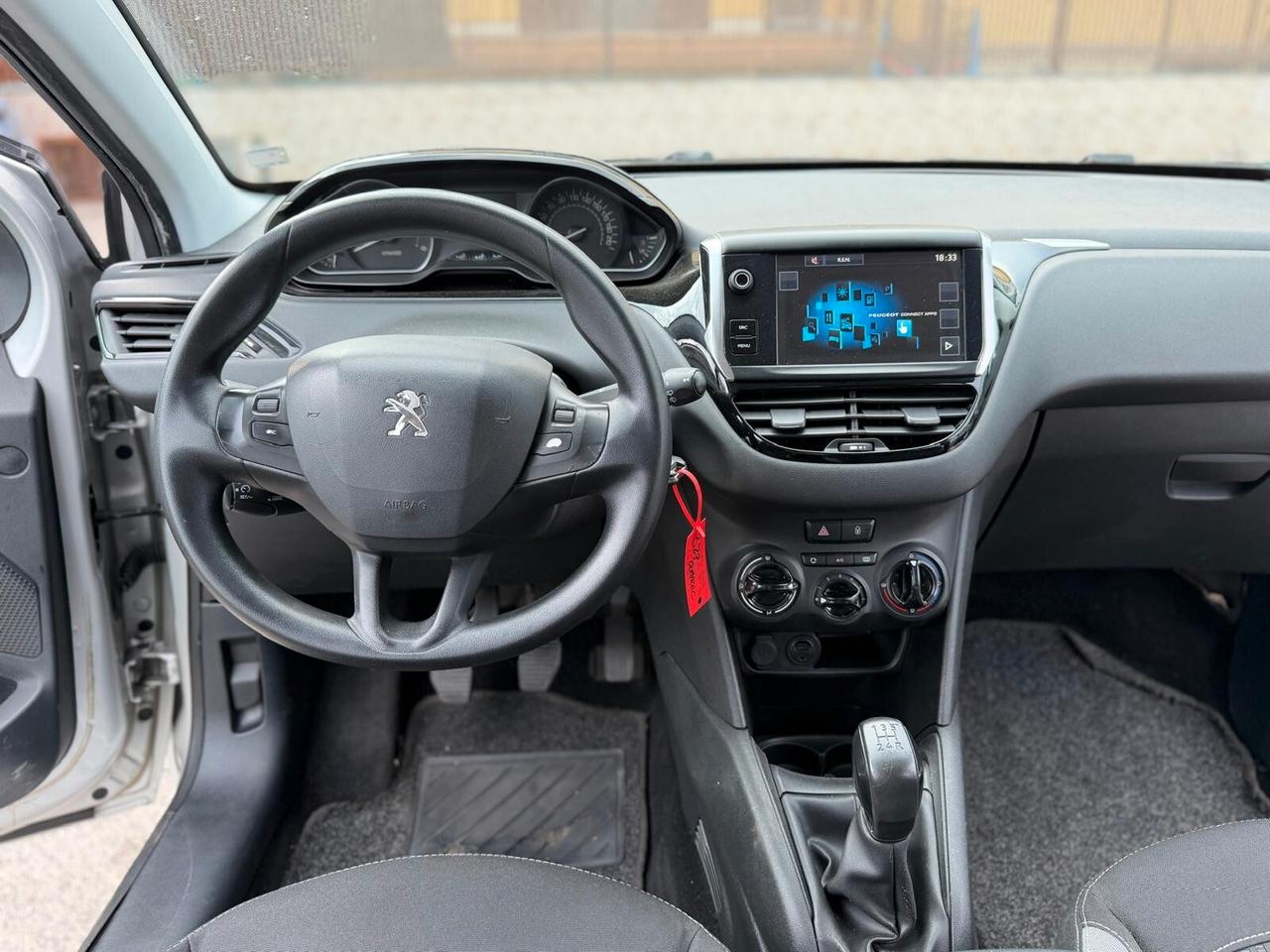 Peugeot 208 BlueHDi 75 5 porte Allure