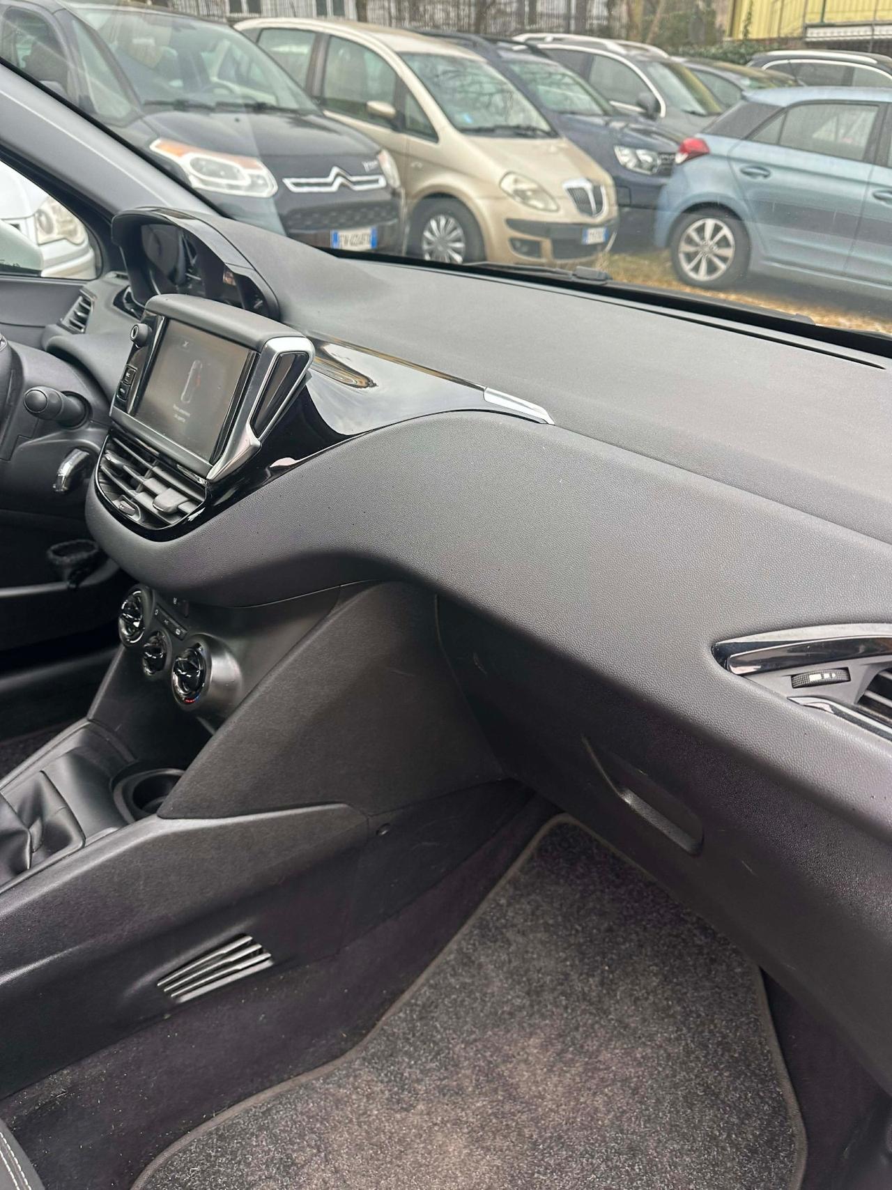 Peugeot 208 GPL 5P ALLURE NEOPAT KMCERT UNICOPR