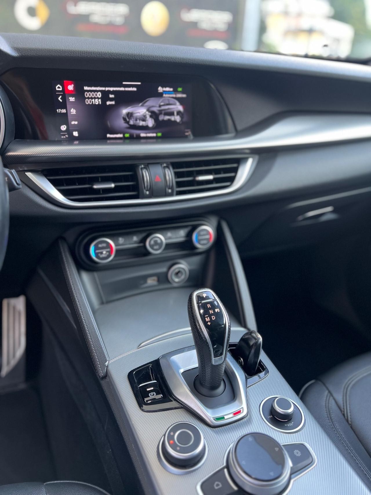 Alfa Romeo Stelvio 190 CV Q4 SPRINT Total Black Full