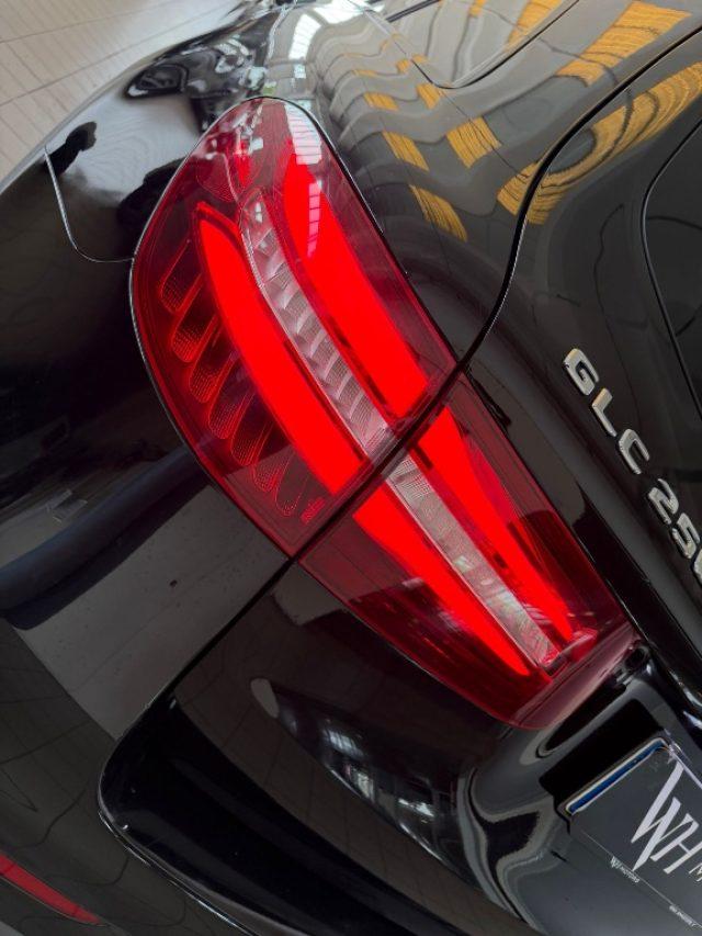 MERCEDES-BENZ GLC 250 4Matic Premium //AMG PACK//TETTO/20