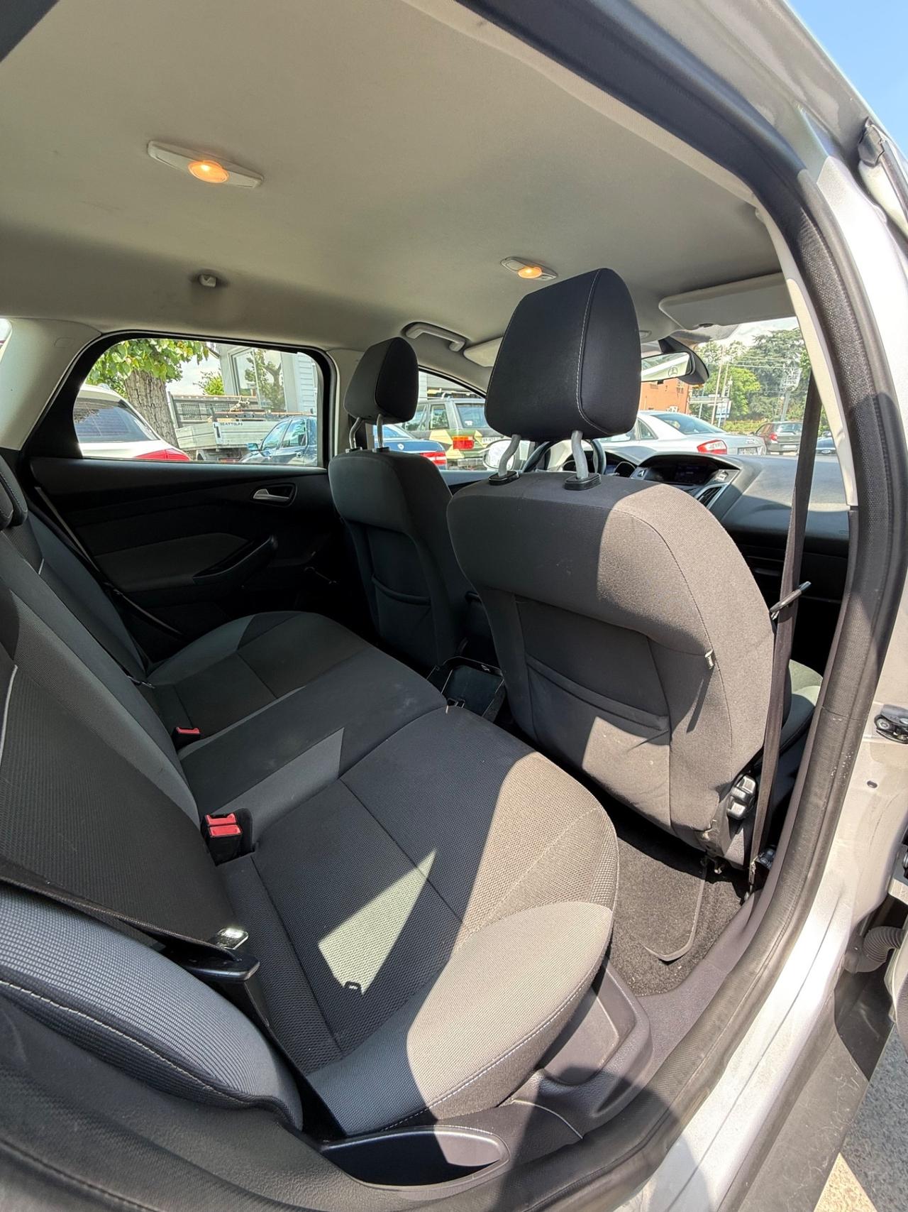 Ford Focus 2.0 TDCi 115 CV Powershift Titanium
