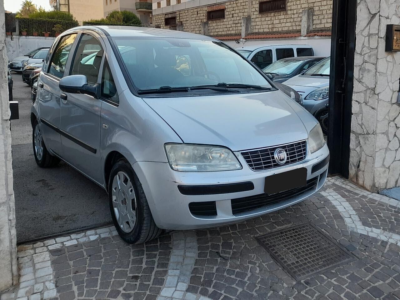 Fiat Idea 1.4 16V S&S Dynamic