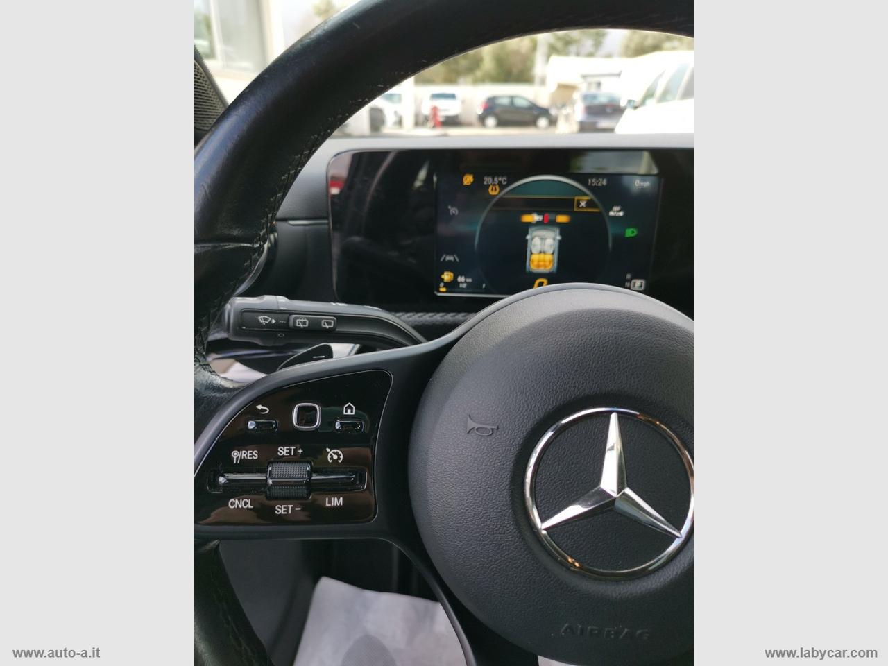 MERCEDES-BENZ A 180 d Automatic Business