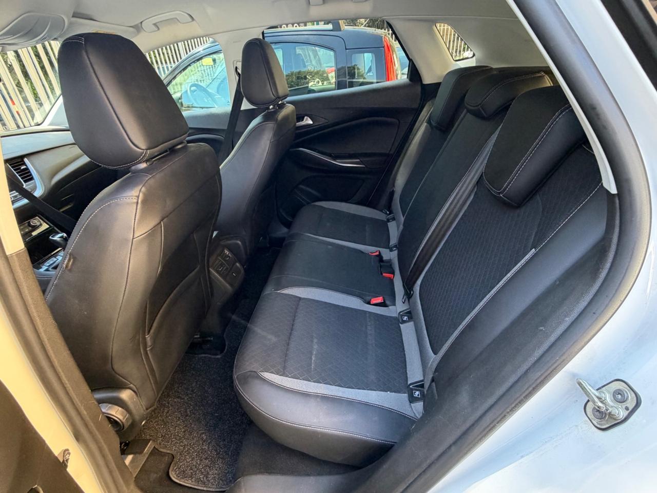 Opel Grandland X 1.5 diesel Ecotec Start&Stop Business Edition