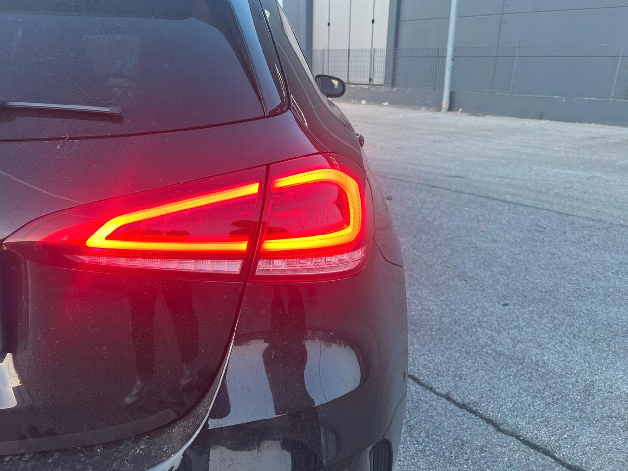 Mercedes-benz A 250 e Automatic EQ-Power Sport