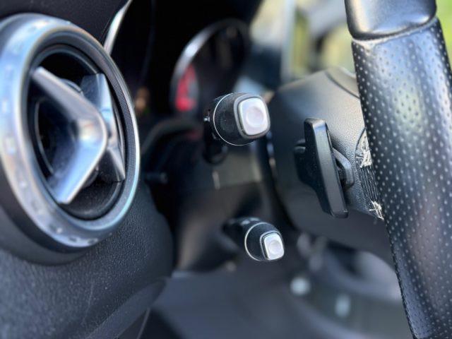 MERCEDES-BENZ GLA 200 d Automatic Premium