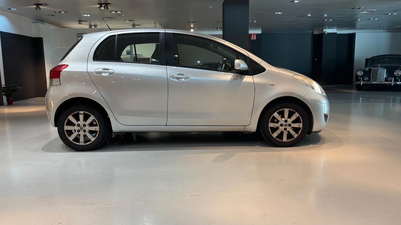 TOYOTA YARIS 1.4D 90CV - 2009