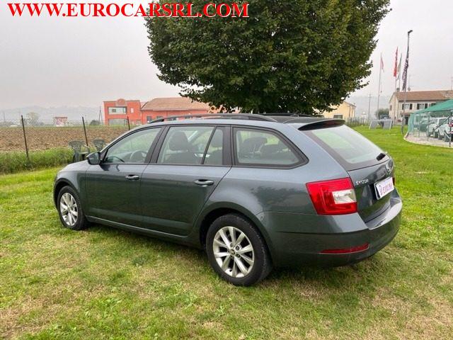 SKODA Octavia 2.0 TDI SCR 150 CV DSG Wagon Executive