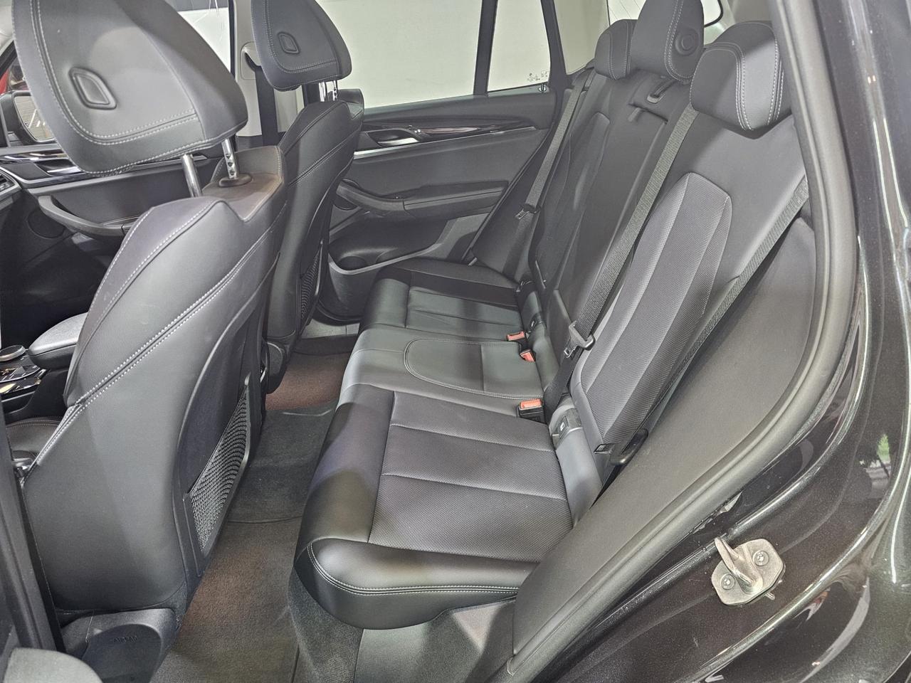 Bmw X3 sDrive18d Diesel ibrido 48V