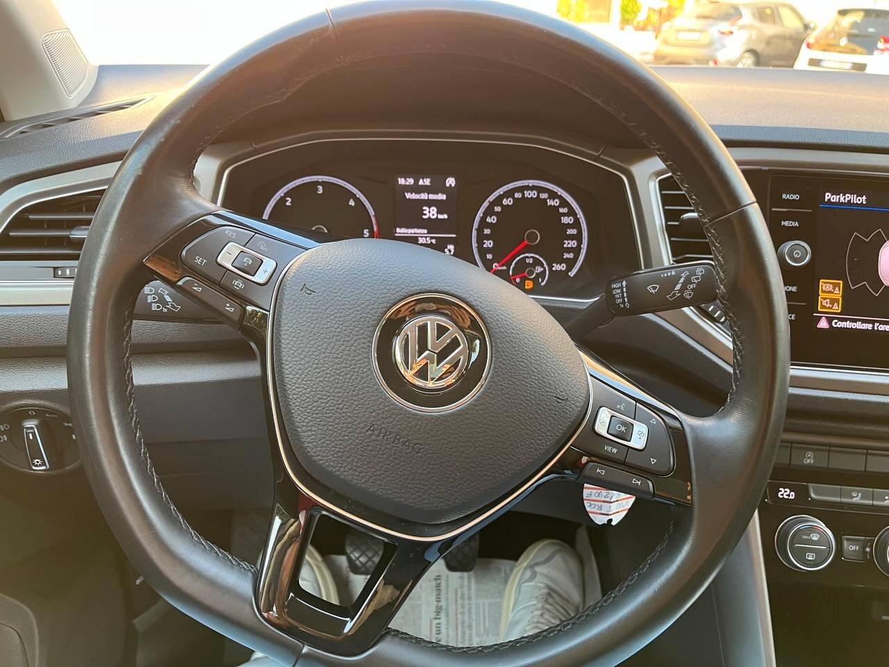 Volkswagen T-Roc 1.6 TDI SCR Business BlueMotion Technology