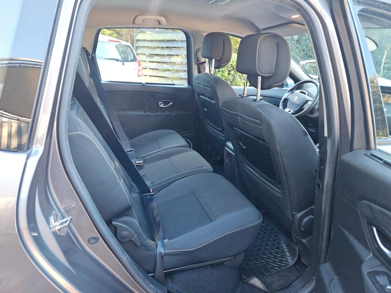 Renault Scenic Scénic X-Mod 1.9 dCi 130CV Luxe