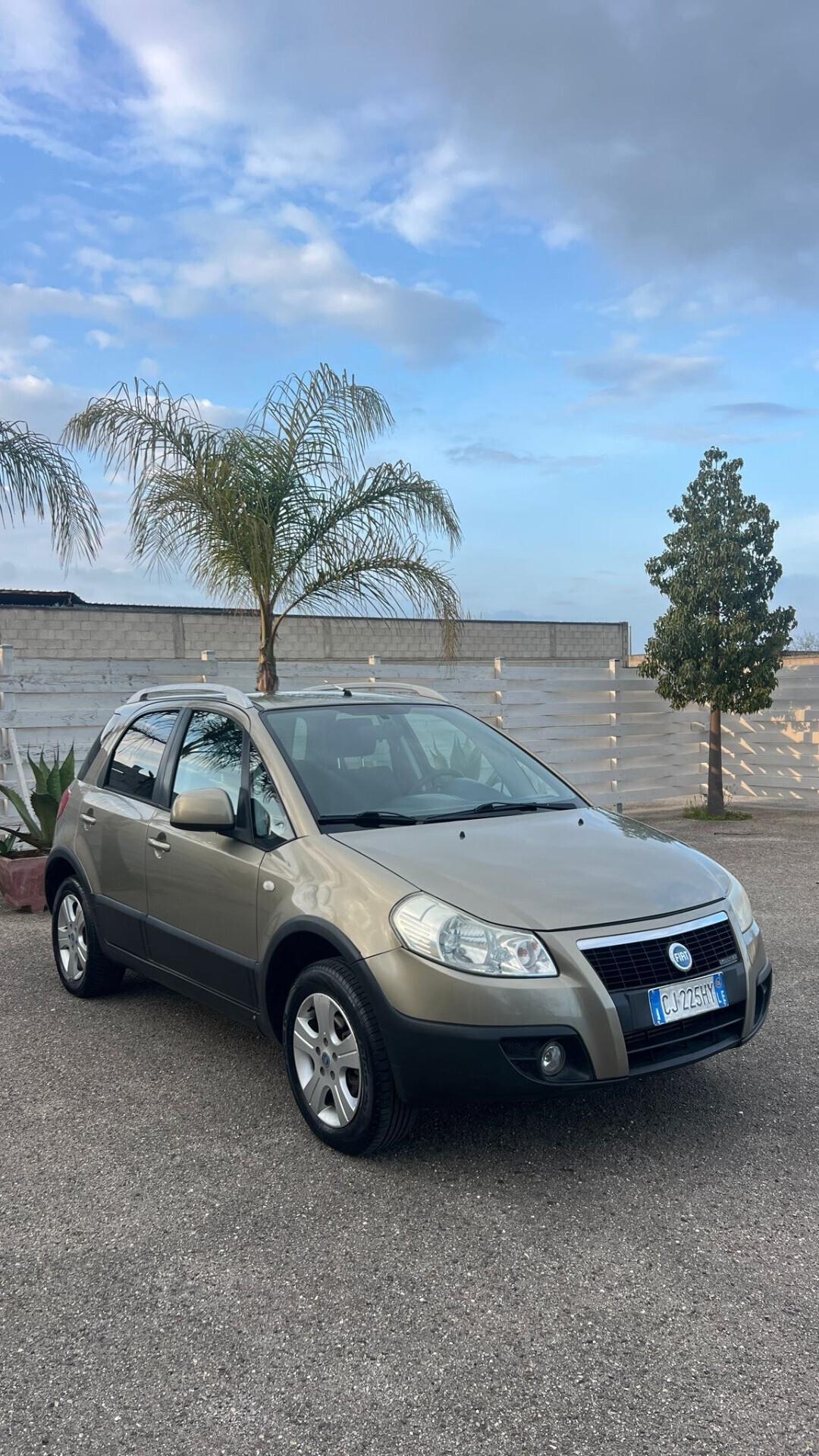 Fiat Sedici 1.9 MJT 4x4 con gancio traino omologato