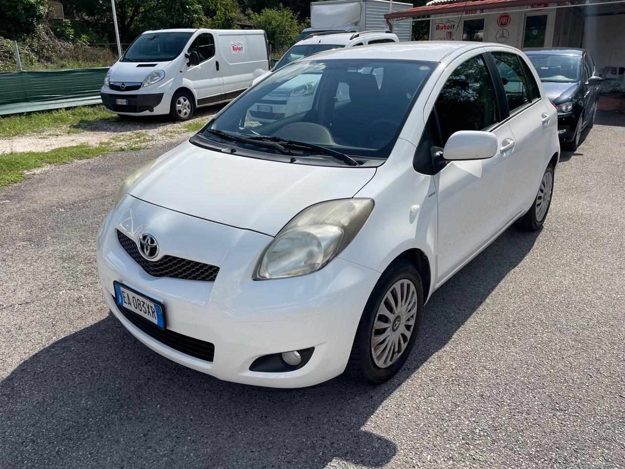 Toyota Yaris 1.0 5 porte