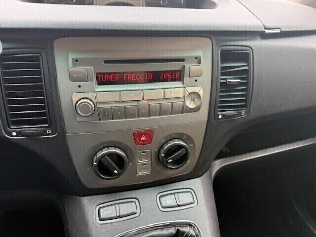 Lancia MUSA 1.4 16V Oro cv 77 ok neopatentati benz