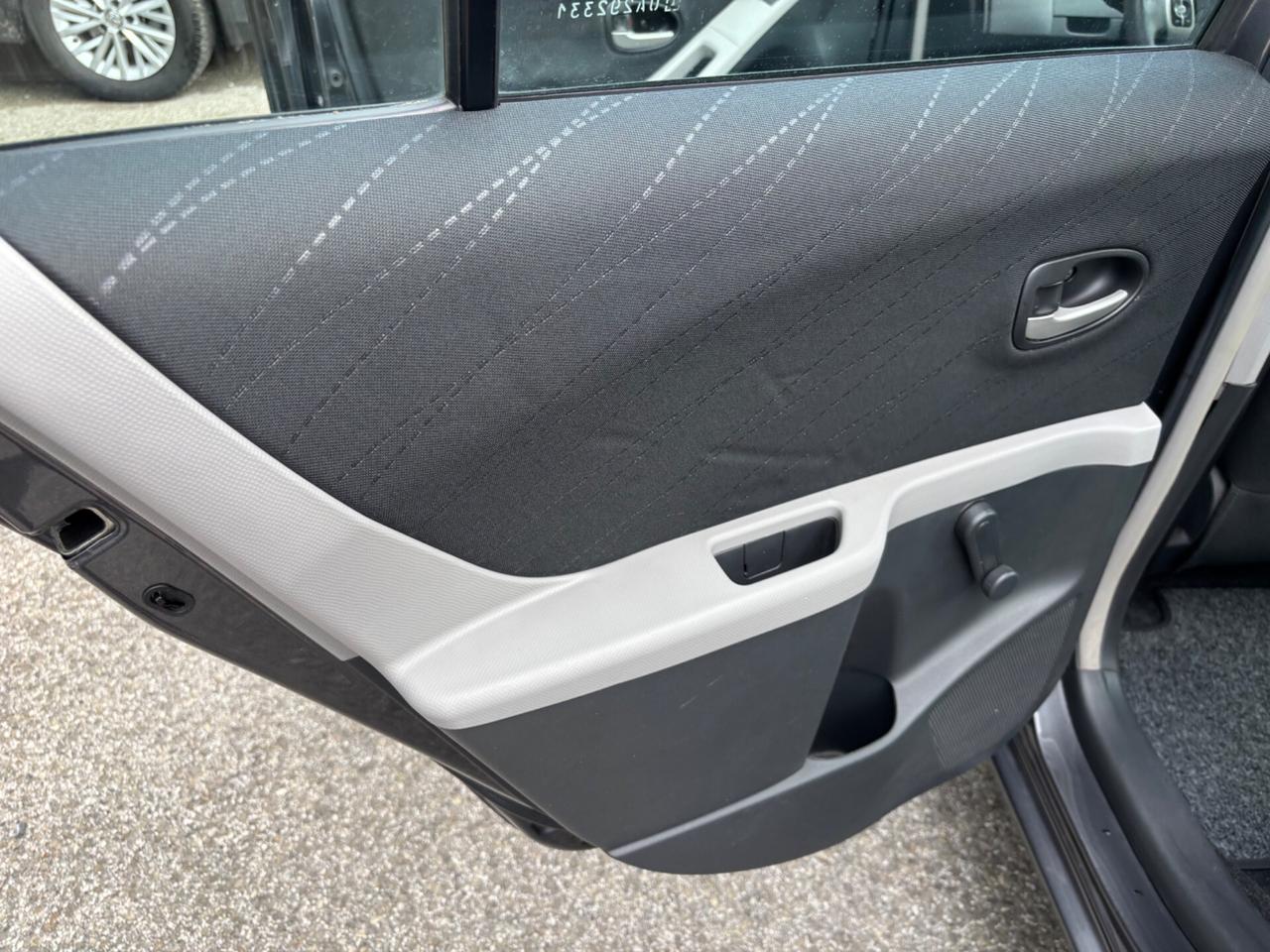 Toyota Yaris 1.3 5 porte Navi OK Neopatentati