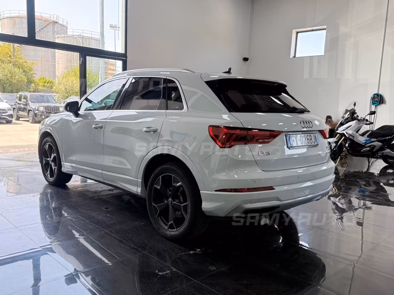 Audi Q3 40 TDI quattro S tronic Business Advanced