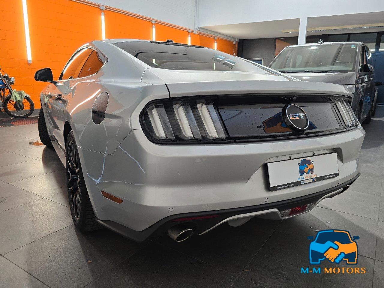 Ford Mustang Fastback 5.0 ti-vct V8 GT 421cv auto