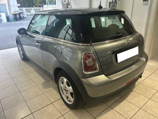 MINI One 1.4 16V One (55kW)