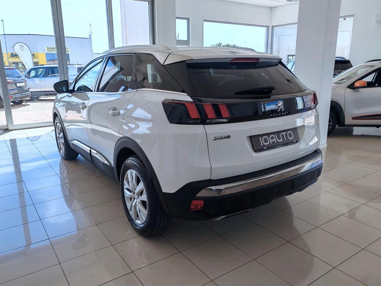 Peugeot 3008 1.5 BlueHDi 130cv Business 2018