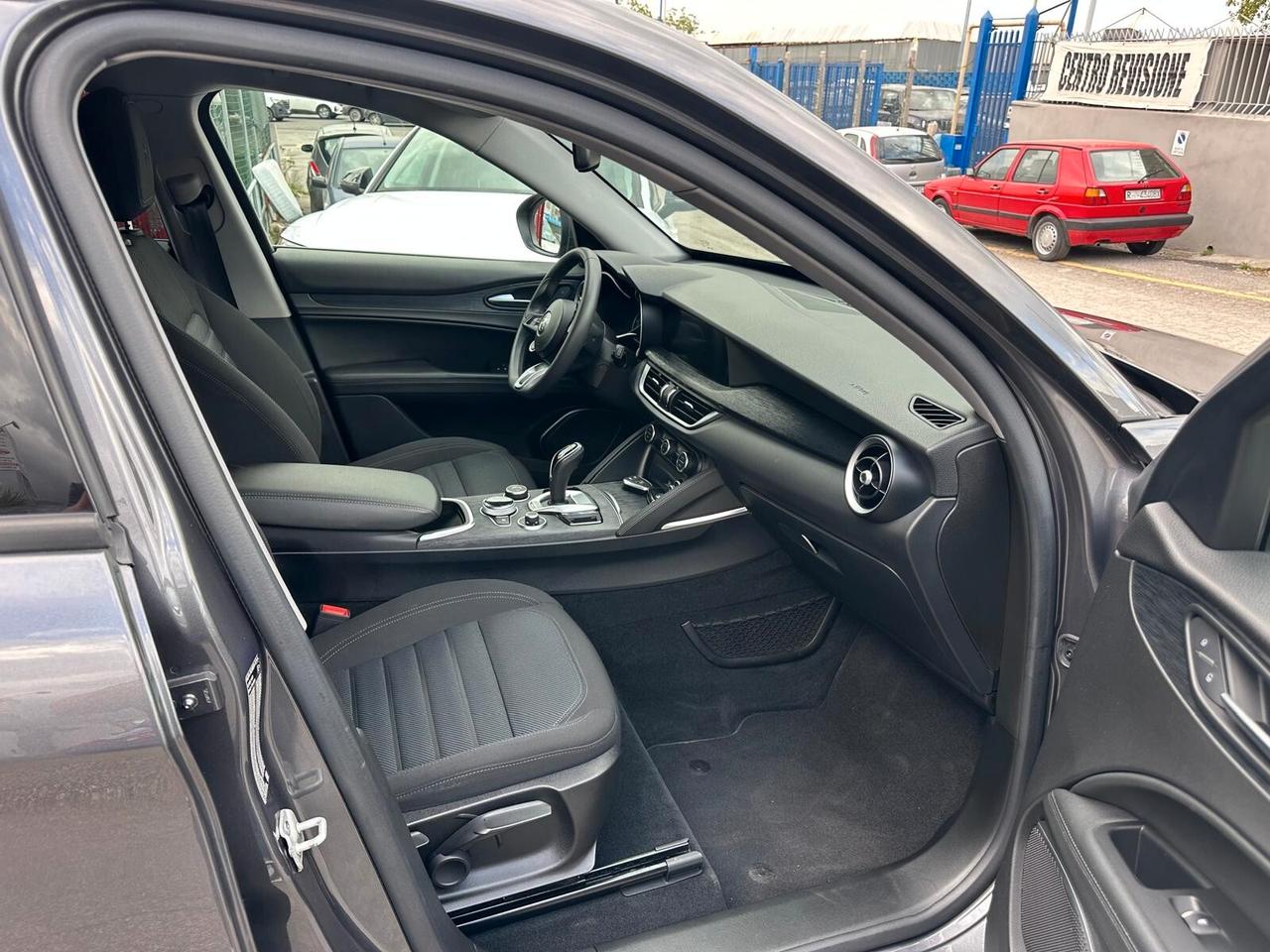 Alfa Romeo Stelvio 2.2 Turbodiesel 190 CV AT8 RWD Sprint