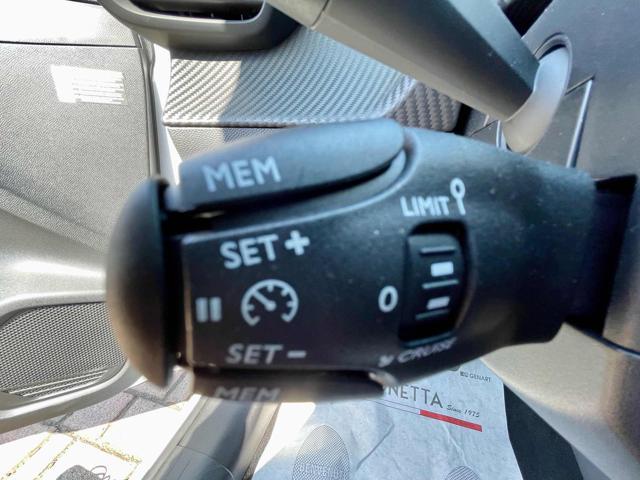 PEUGEOT 208 PureTech 100 Stop&Start 5 porte Allure - KM0