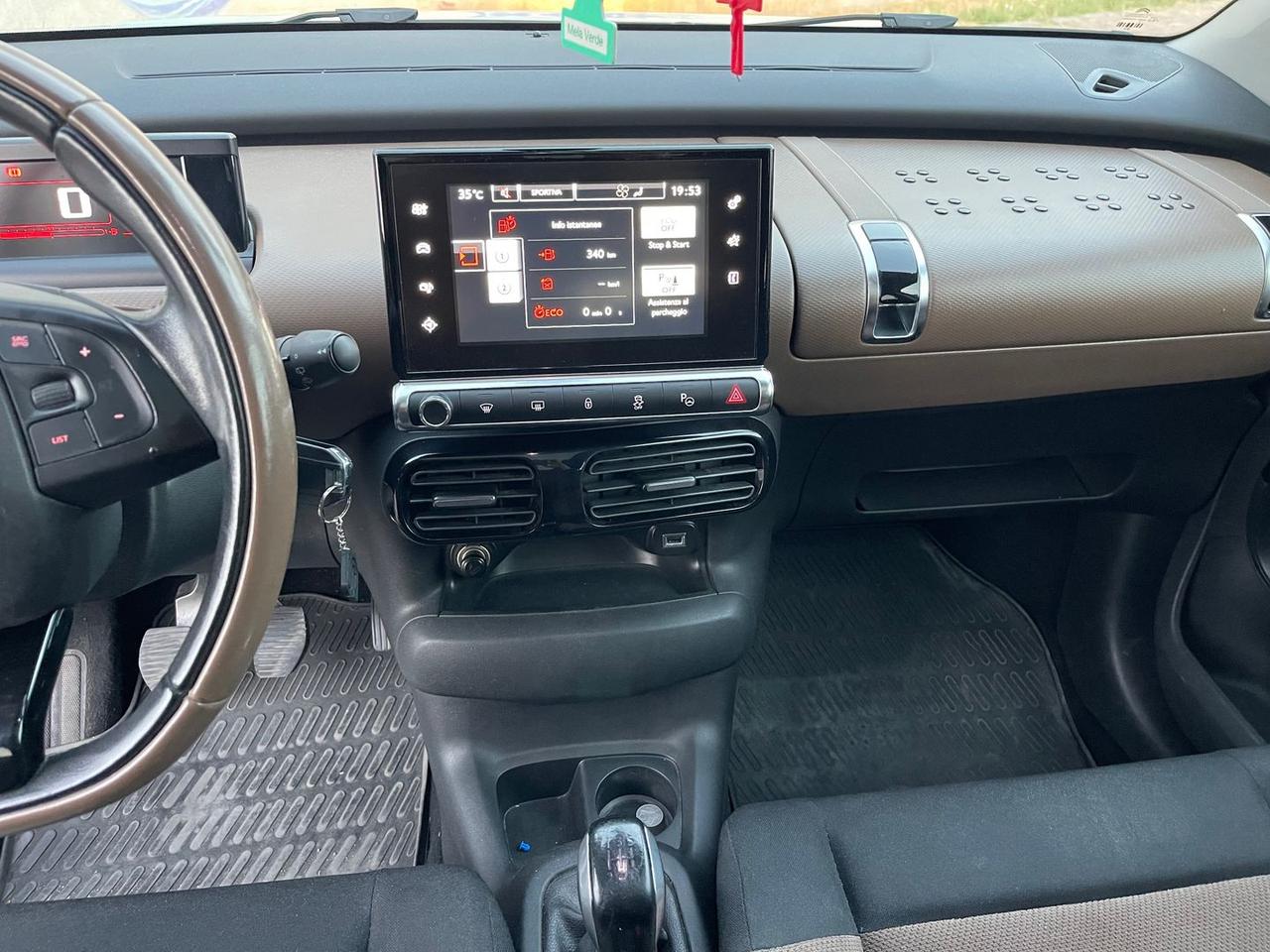 Citroen C4 Cactus 1.6 Blue HDi 100 Shine #12127
